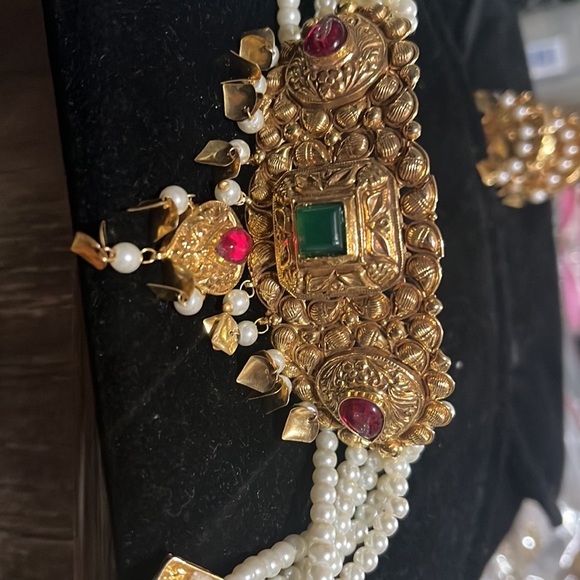 Real silver necklace and earring with 24k plating. Semi precious stone - Picture 4 of 6